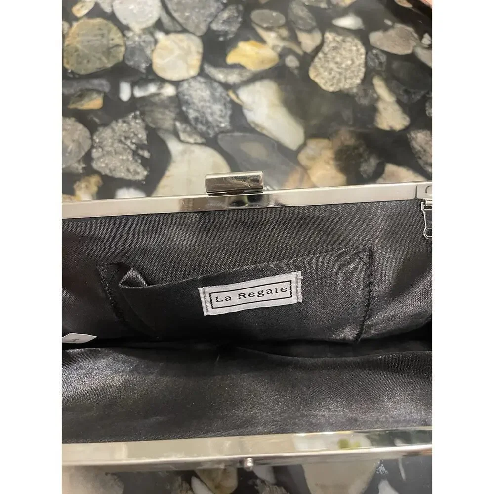 Vintage La Regaie Black Evening Clutch Purse Tuck Away Chain Shoulder Strap Y2K‍ - Picture 3 of 4